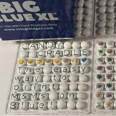 Printed candy in a tray